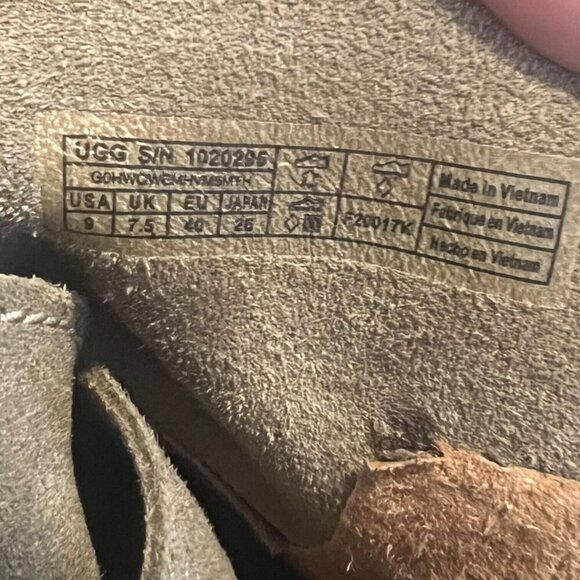 UGG Elora Women’s Suede Crisscross Strap Ankle boots booties sz 9 Beige Y2K - Picture 6 of 7